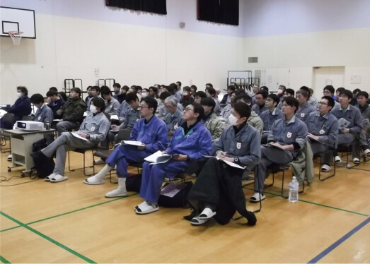 社員、グループ会社員、協力会社員を含めた「管理監督者安全教育」を実施